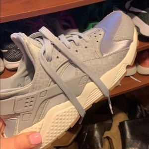 Nike Huraches